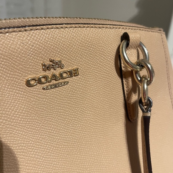 Coach Handbag - Picture 5 of 5